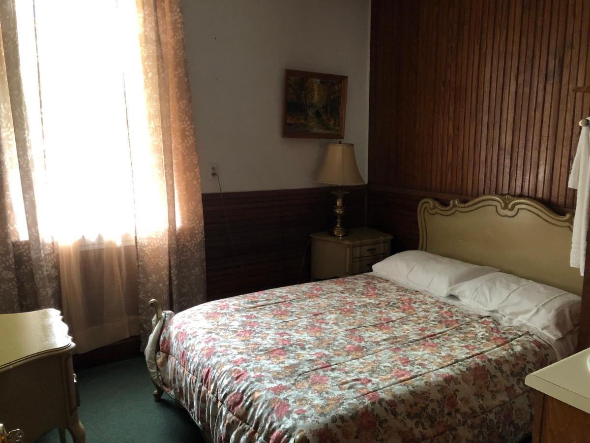 Elka Park Rota Lodge Aka Latvian American Disable Veterans Center Rota מראה חיצוני תמונה